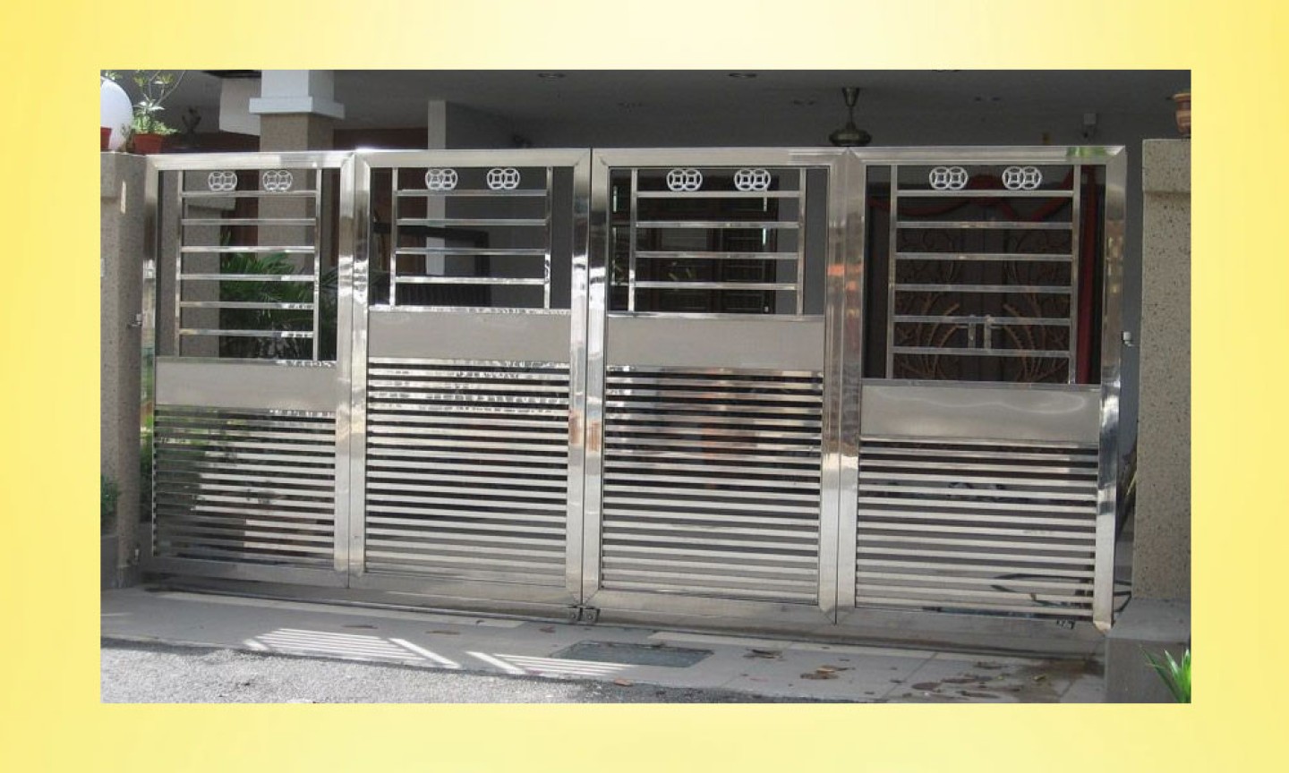 Gate image