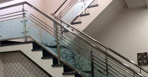 Our exclusive range of Stainless Steel Stair Railing are highly appraised by our customers for its durability and sturdiness.